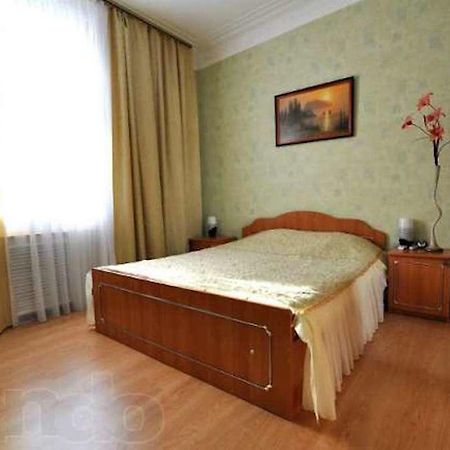 Apartments On Bolshaya Morskaya 65 Nikolayev Luaran gambar